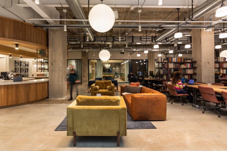 Common Desk Ion District